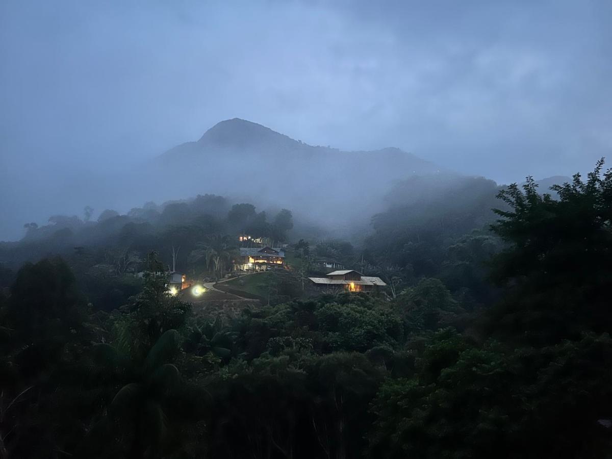 Suite Zyaarat - Conforto E Cultura Em Sao Pedro Da Serra Nova Friburgo Exterior foto